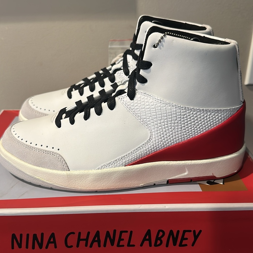 Air Jordan 2 Retro Nina Chanel Abney Sneakers NIB - Picture 6 of 8